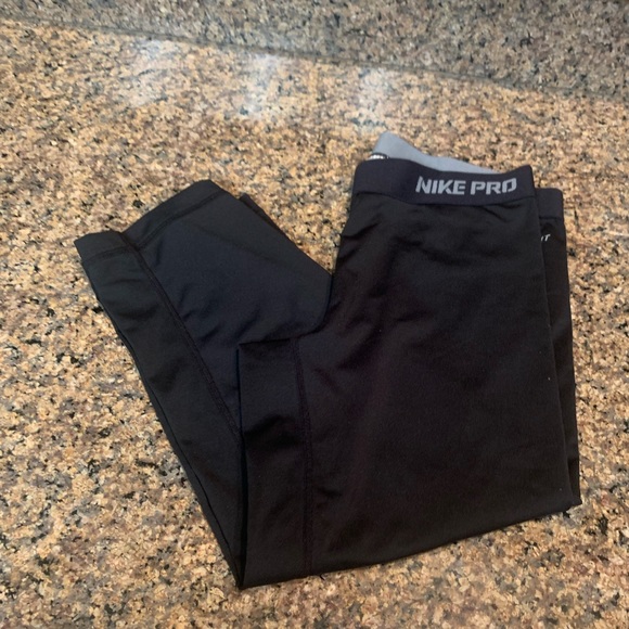 Nike Pants - WEEKEND SALE! 🌷🌟🎉